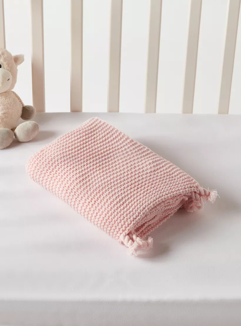 acrylic-tassle-blanket-4