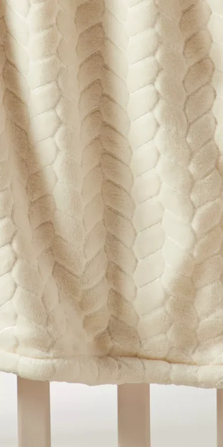 Juniors Textured Flannel Blanket - 76x102 cm