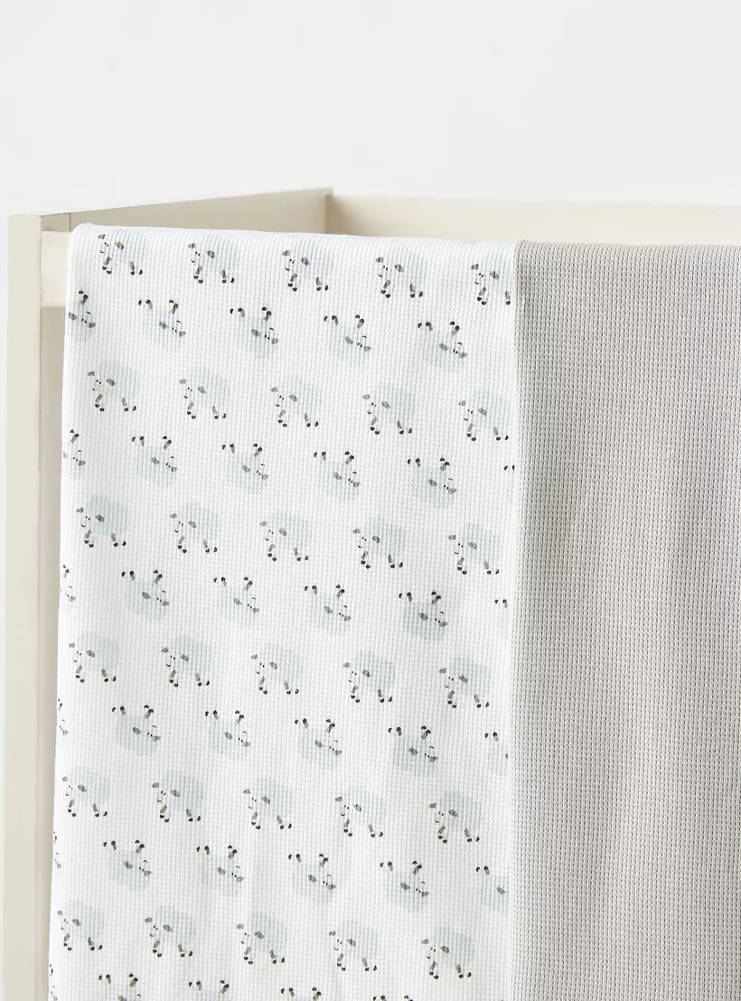 sheep-printed-blanket-2