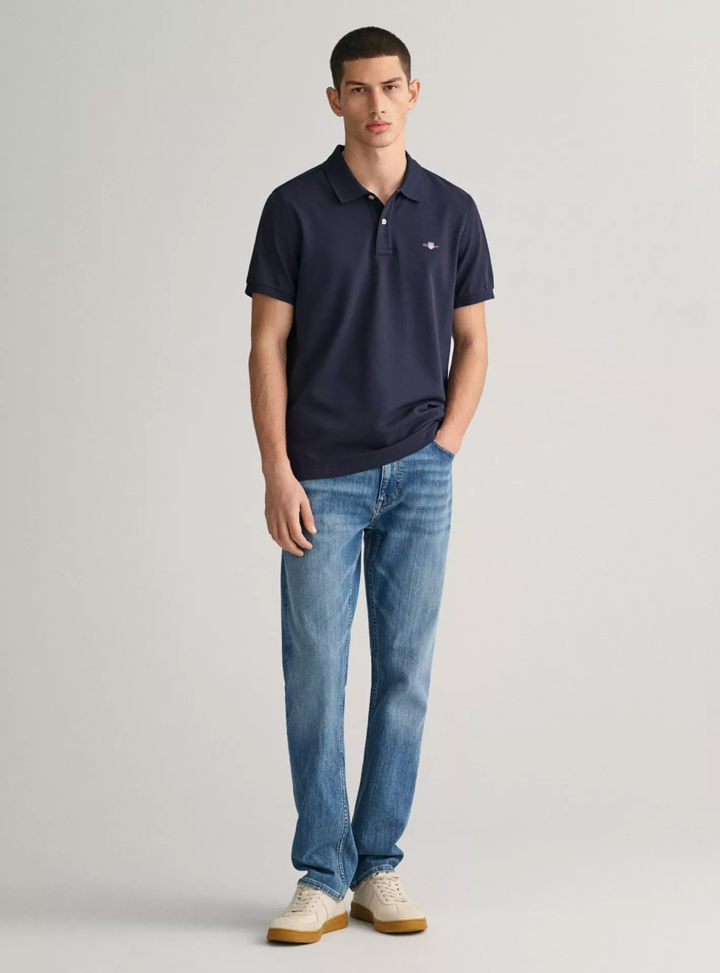 Gant-Straight-Fit-Mid-Rise-blue-1