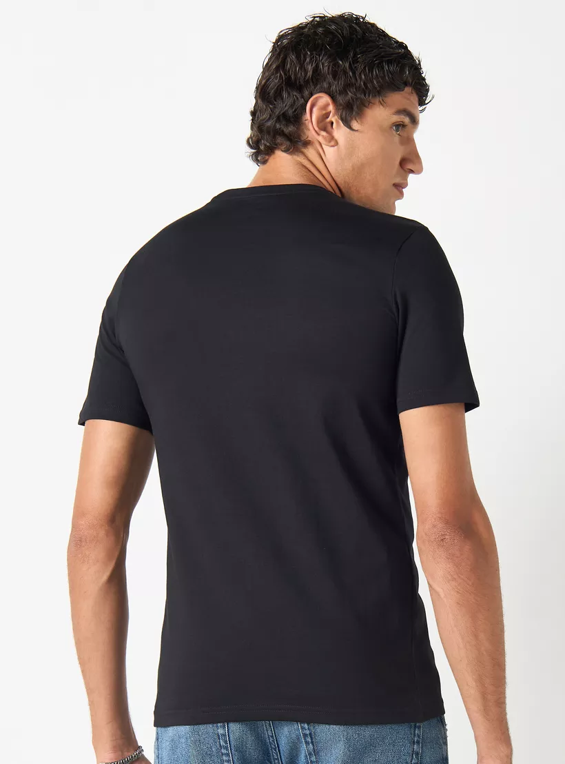Graphic-Print-T-shirt-black-2