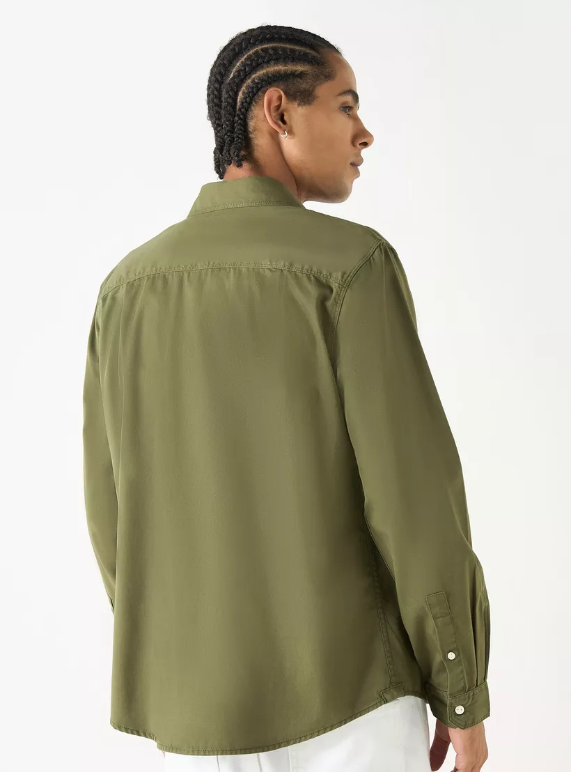 Lee-Cooper-Regular-Fit-Solid-Shirt-in-green-2