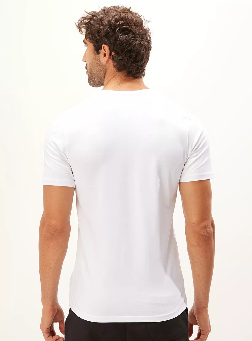 Solid-Body-Fit-T-shirt-white-3