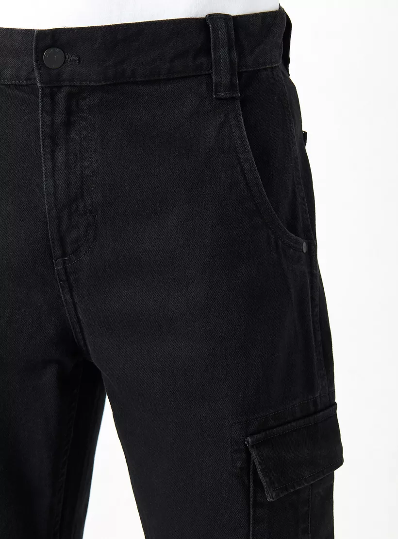 Solid-Cargo-Jeans-with-Button-black-3