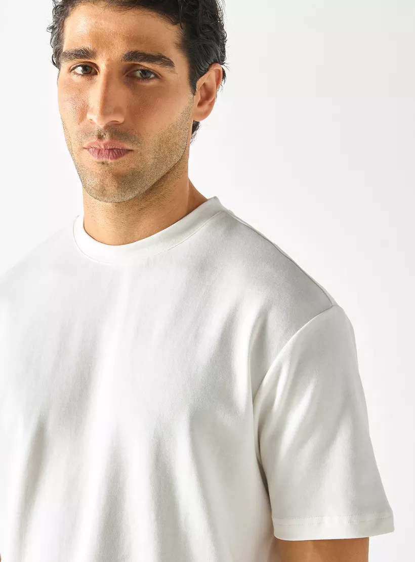 Solid-Crew-Neck-T-shirt-with-Short-Sleeves-white-3
