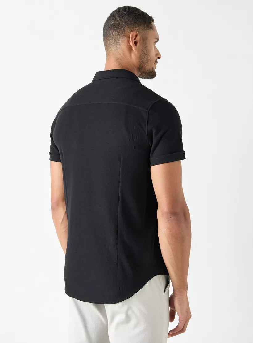 Textured-Slim-Fit-Shirt-with-Short-Sleeves-black-2