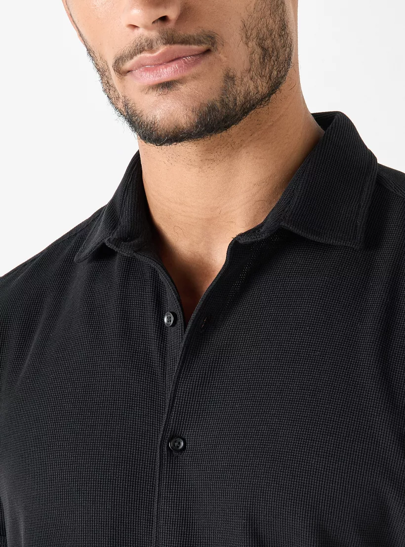 Textured-Slim-Fit-Shirt-with-Short-Sleeves-black-3