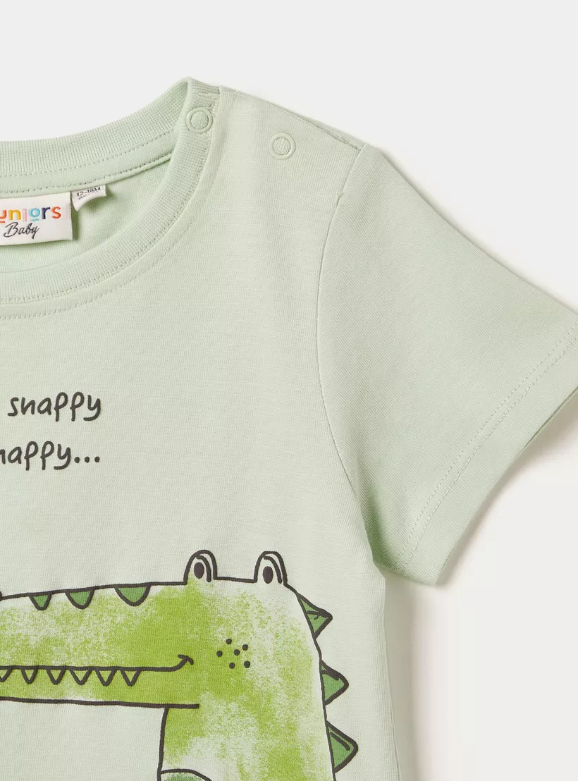 alligator-print-on-T-shirt-2