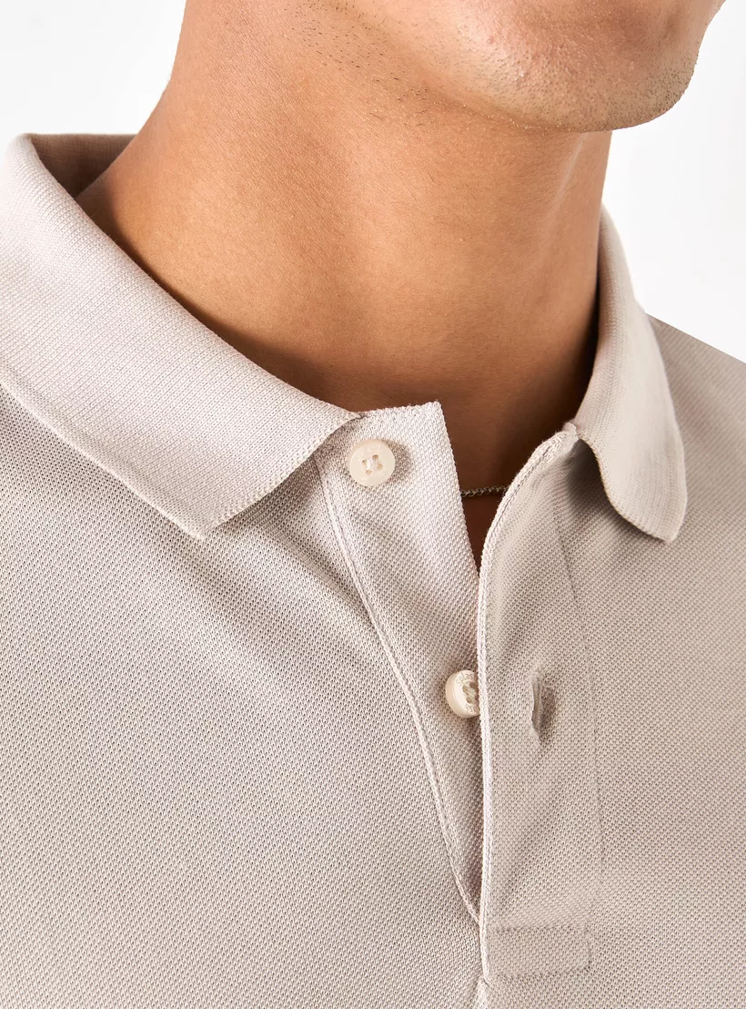 beige-shirt-with-print-t-shirt-5