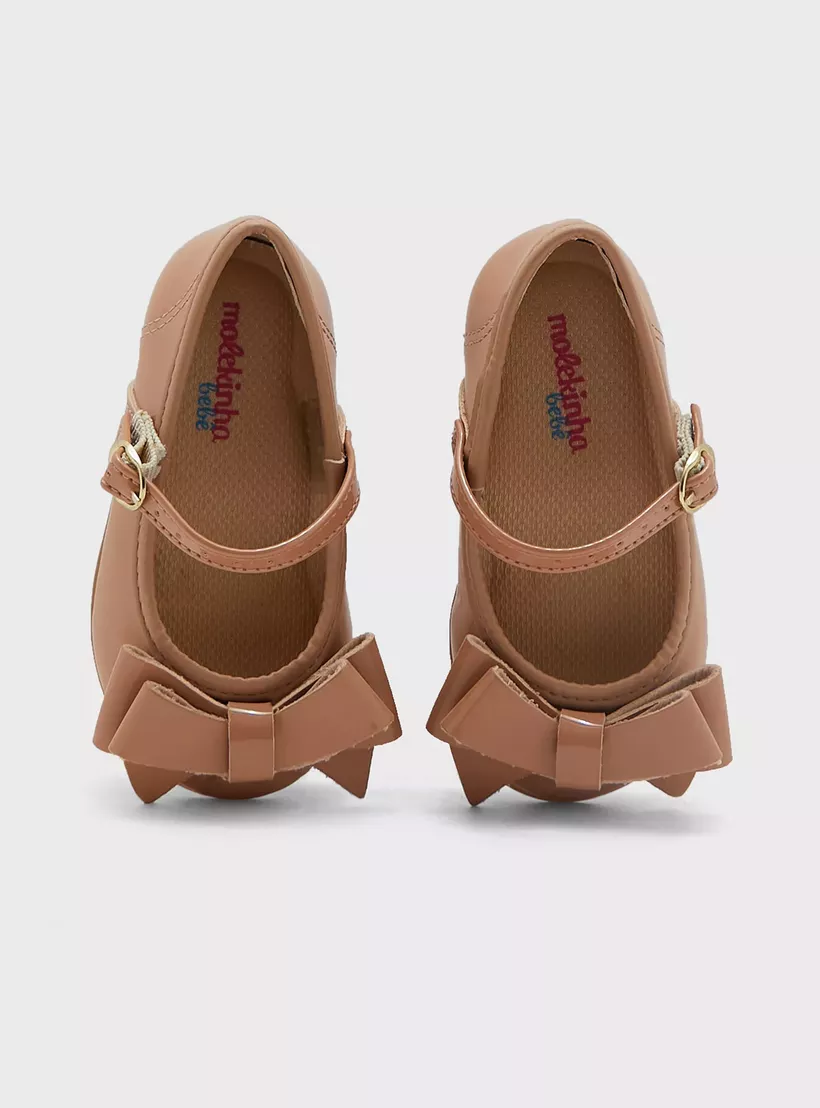 brown-shoe-with-bow-1