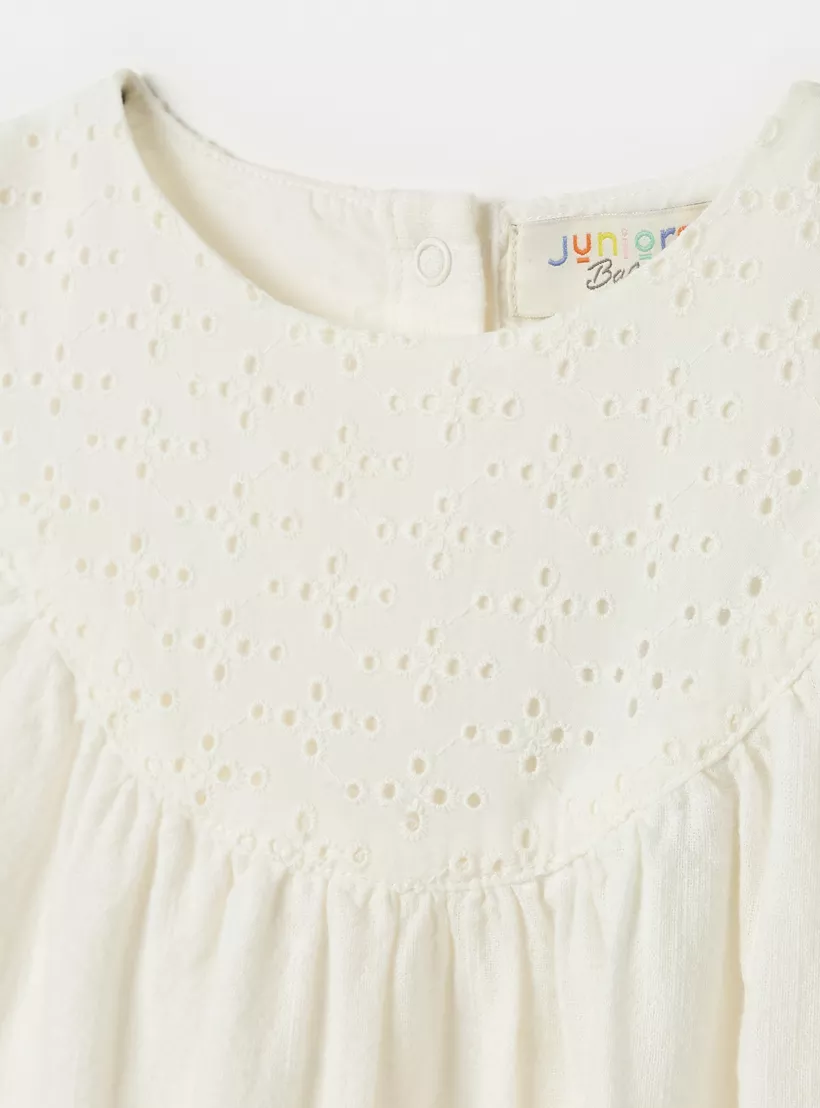 cap-sleeves-and-snaps-button-3