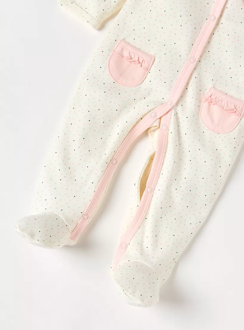 floral applique-prit-on-sleepsuit-2