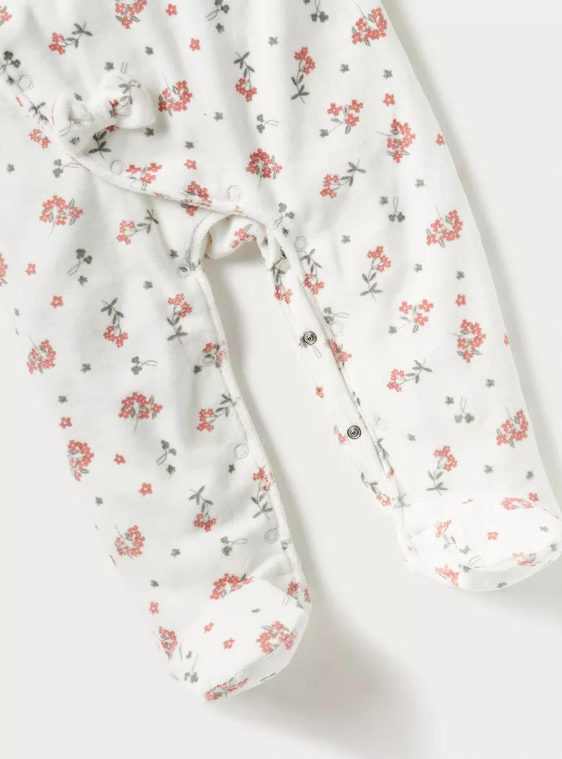 flower-print-on-suit-4