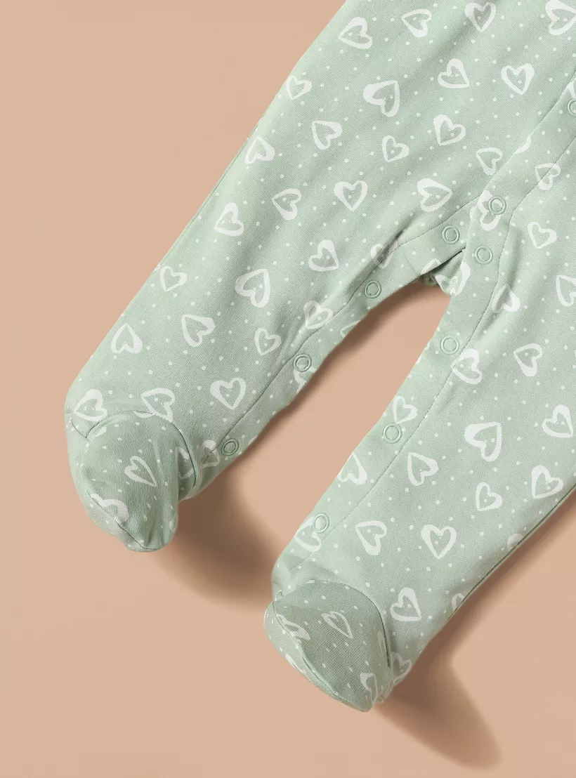 green-heart-white-print-on-suit-4