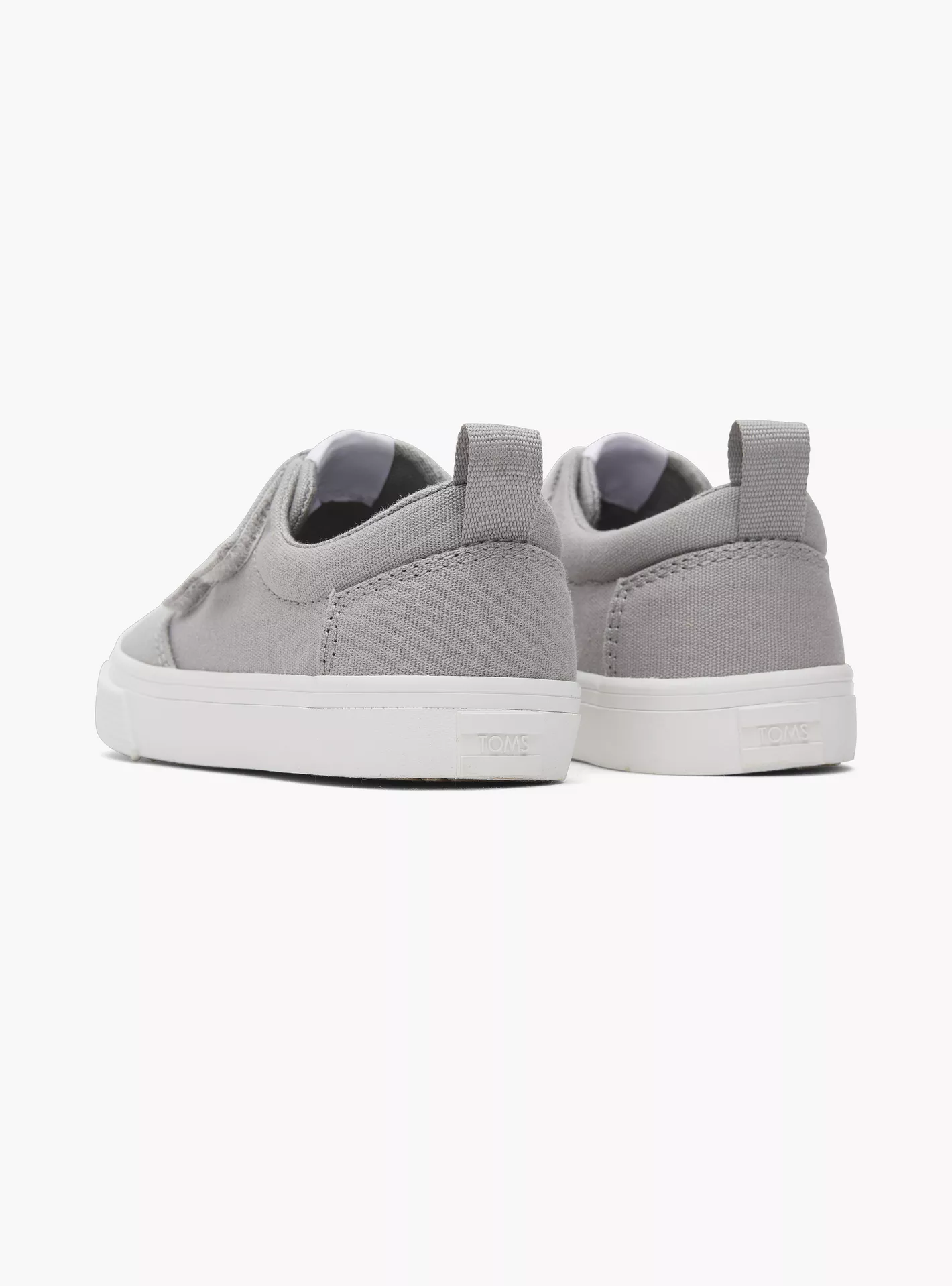 grey-sneakers-boys-5
