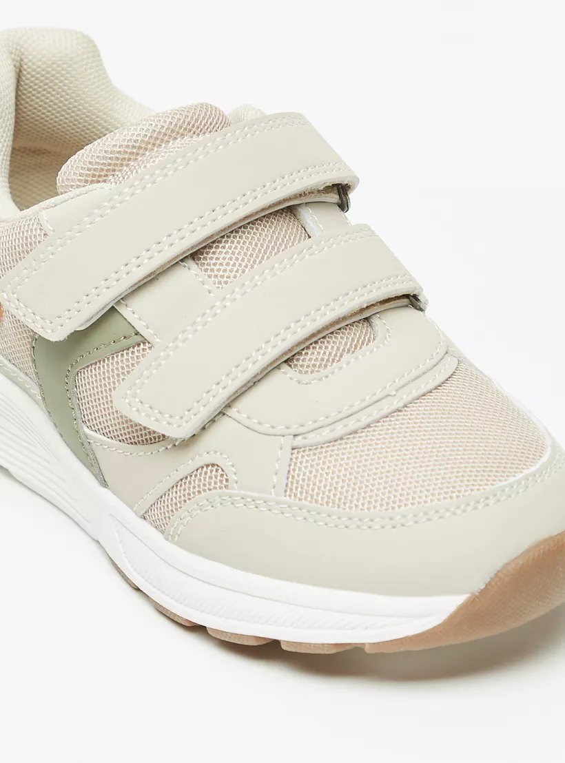 hook-and-shoe-sneaker-color-block-5