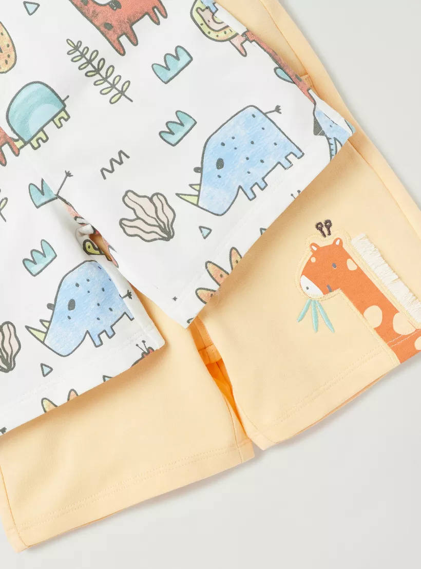 junior animal-print-on-shorts-4