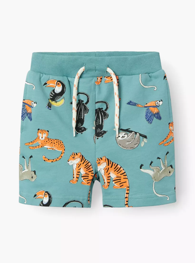 lion-print-on-short-3