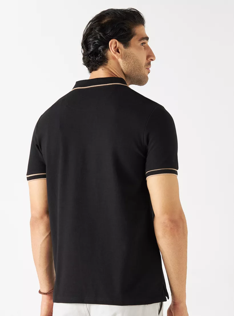 men-short-t-shirt-black-4