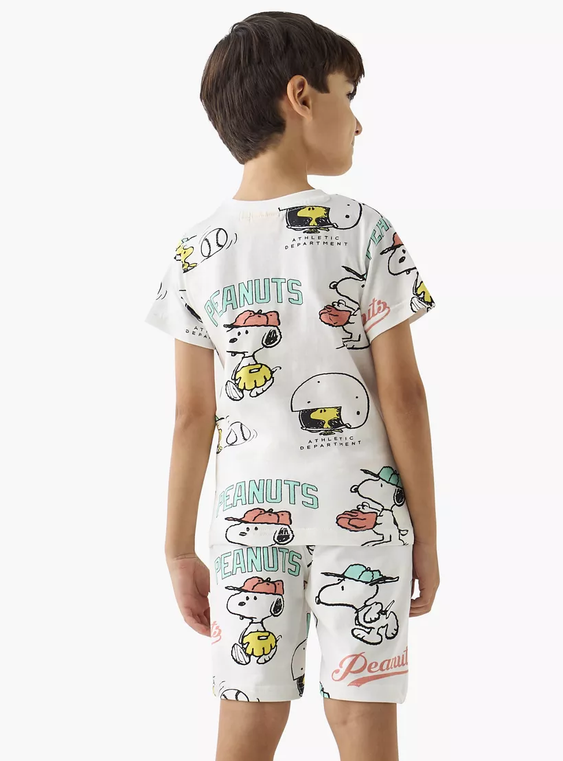 snoopy dog-print-on-short-2