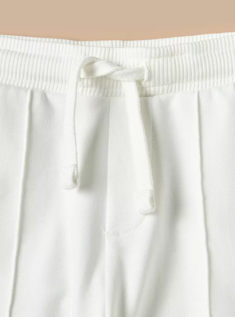 solid white-short-2