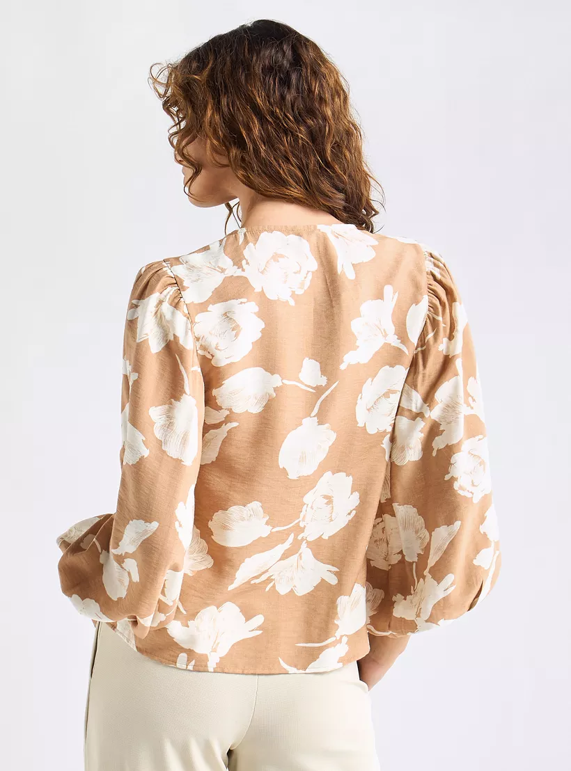 All-Over Floral Print Crew brown-3