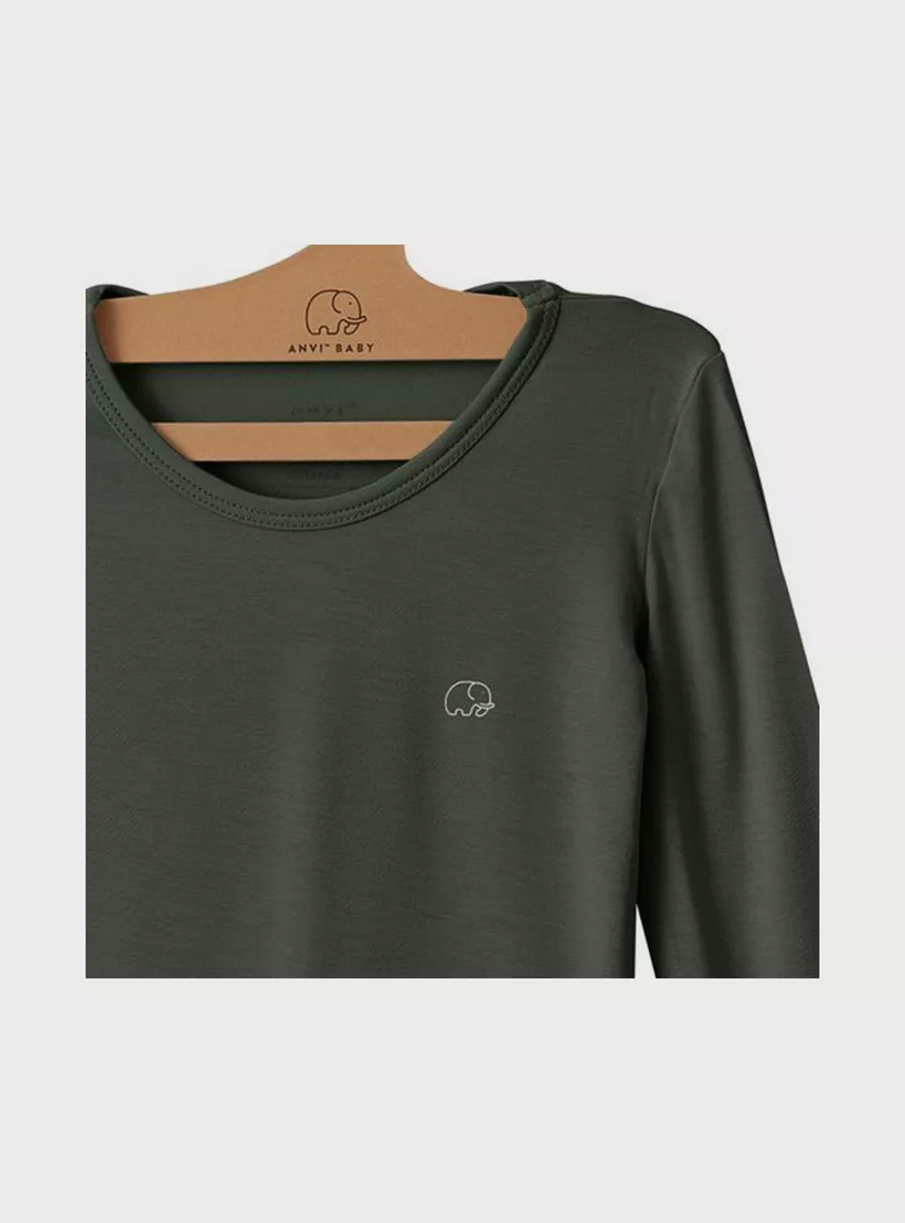 Anvi-Baby-Bamboo-Spandex-T-Shirt-and-Pajama-Set-black-3