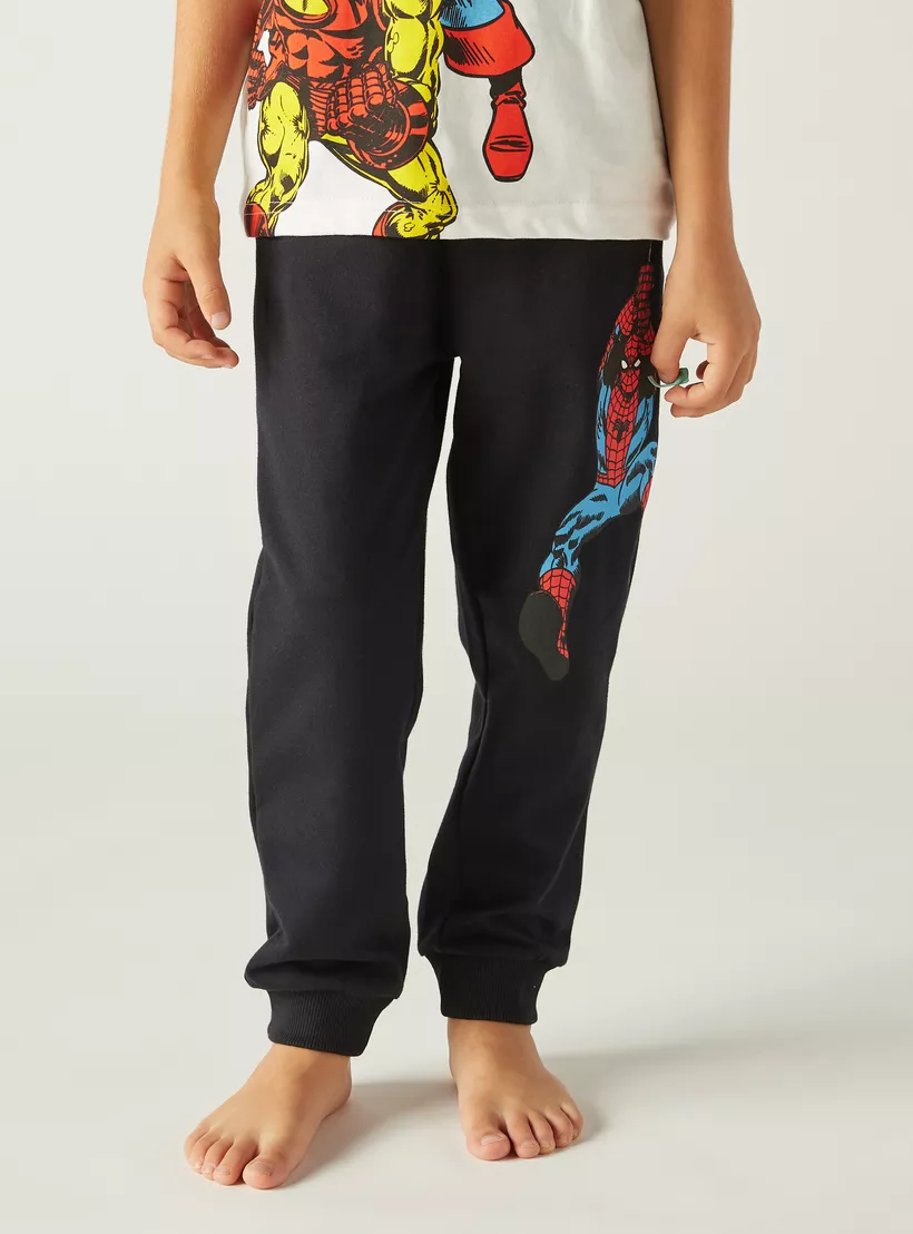 Avengers-Print-T-shirt-and-Pyjama-Set-2