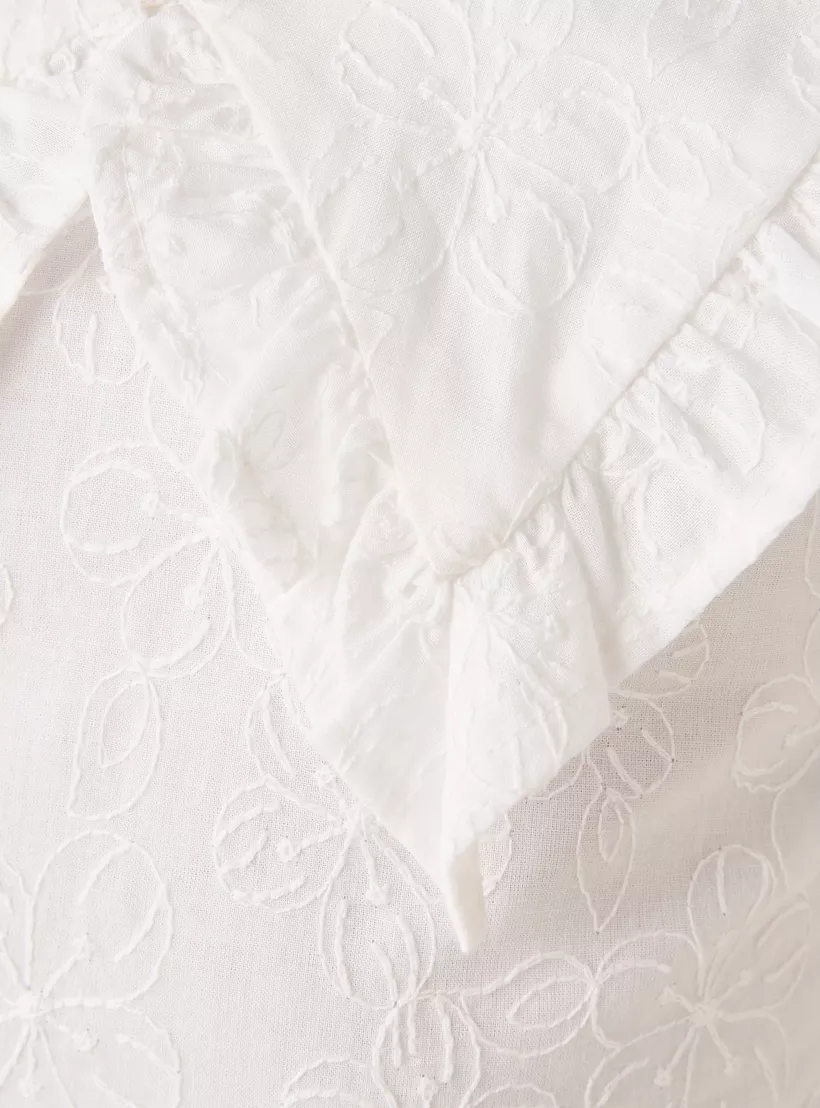 Eligo All-Over Embroidered Sleeveless Dress with Peter Pan Collar-5