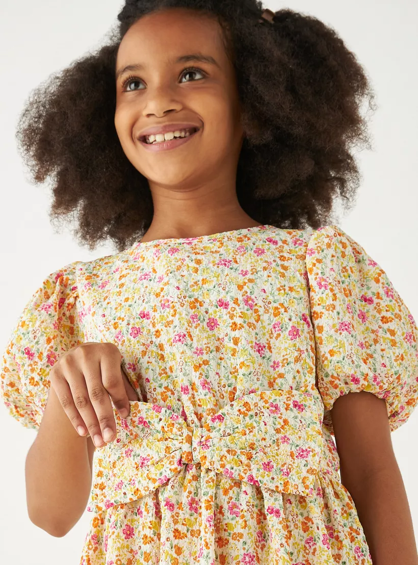 Juniors All-Over Floral Print A-Line Dress with Puff Sleeves-4