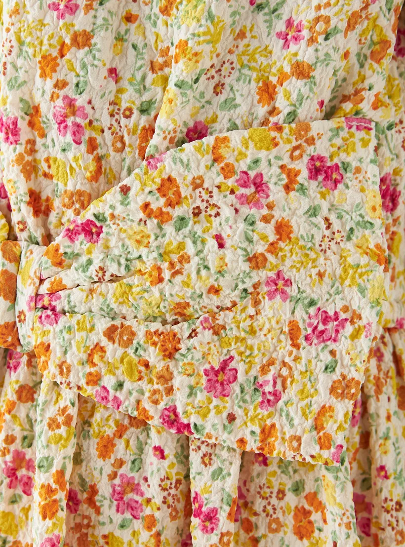 Juniors All-Over Floral Print A-Line Dress with Puff Sleeves-5