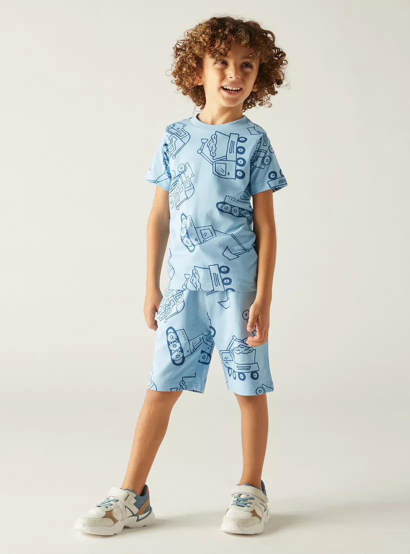 Juniors All-Over Graphic Print T-shirt with Short Sleeves and Crew Neck-2