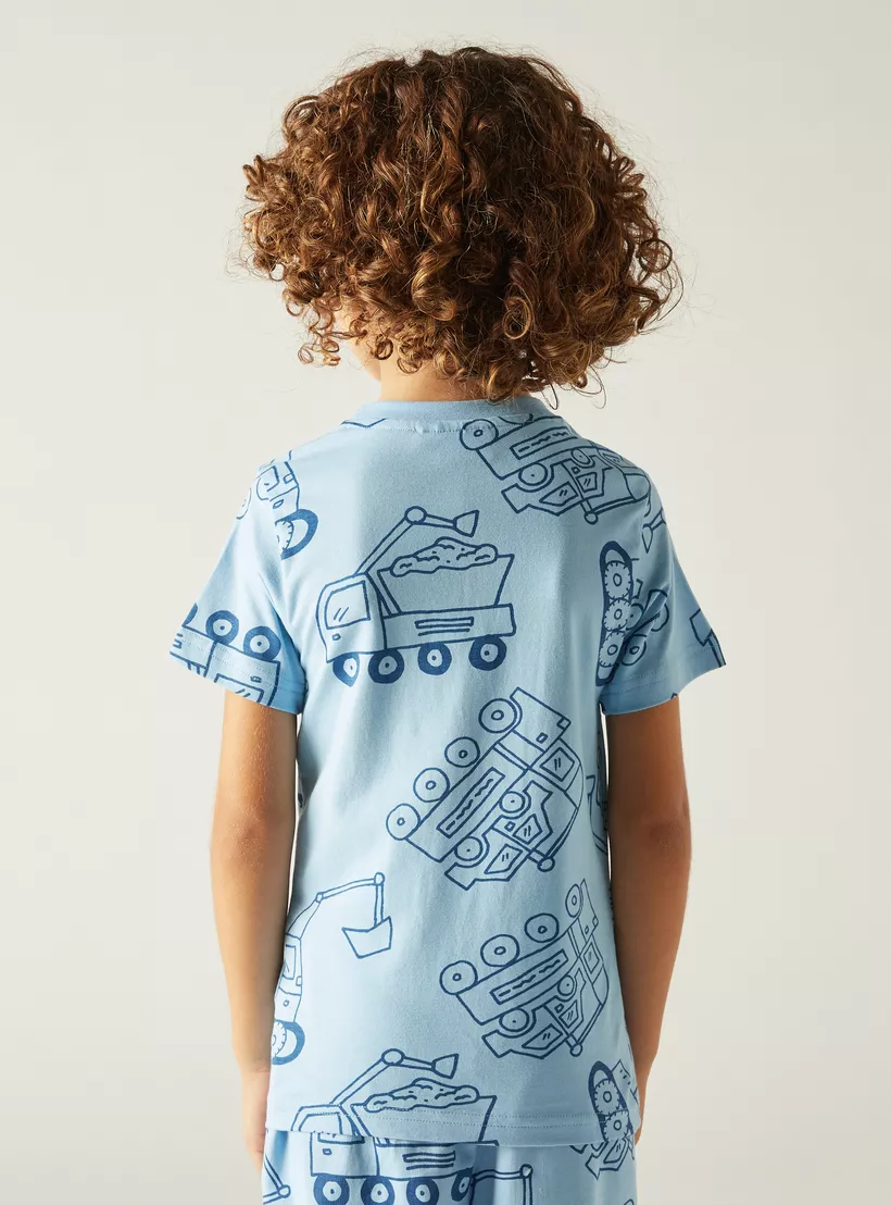 Juniors All-Over Graphic Print T-shirt with Short Sleeves and Crew Neck-3