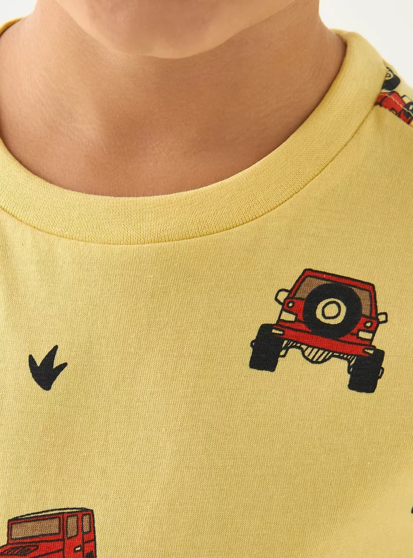 Juniors All-Over Vehicle Print Crew Neck T-shirt with Short Sleeves-4