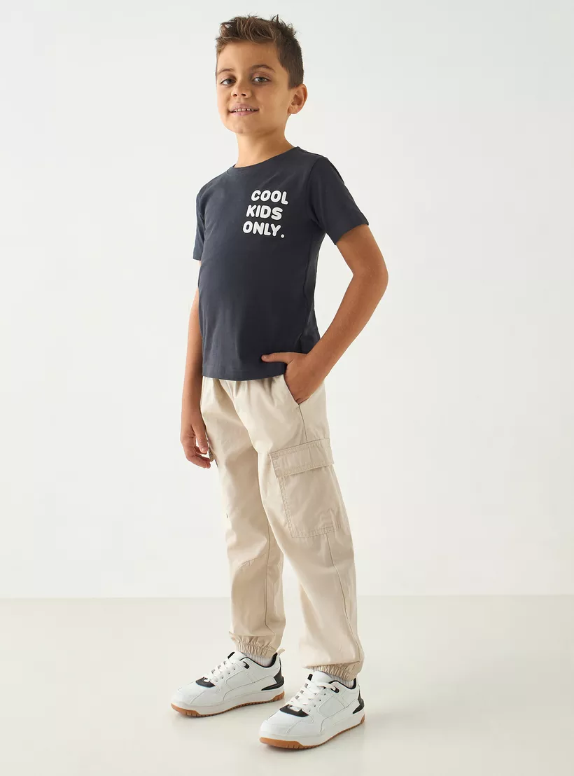 Juniors Typographic Print Crew Neck T-shirt with Short Sleeves-2