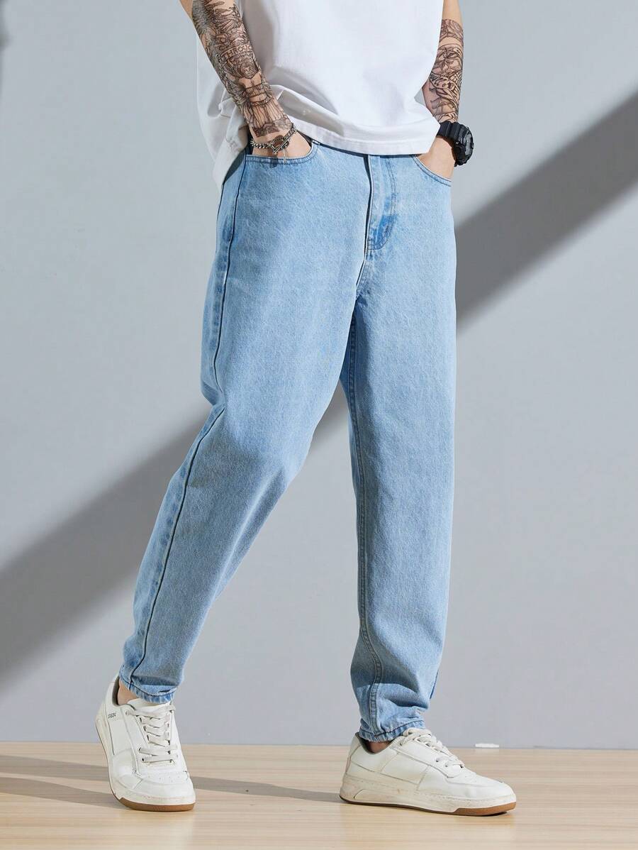 Manfinity Hypemode Men Slant Pocket Carrot Jeans, Plain Long Washed -5