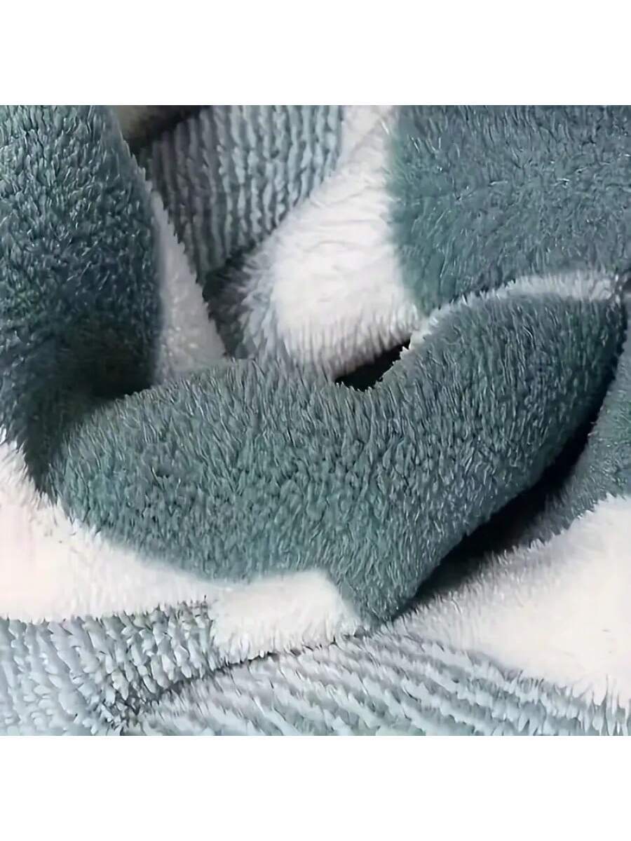 8 Pcs Soft Coral Velvet Towel Set, 2 Bath Towels + 2 Hand Towels -6