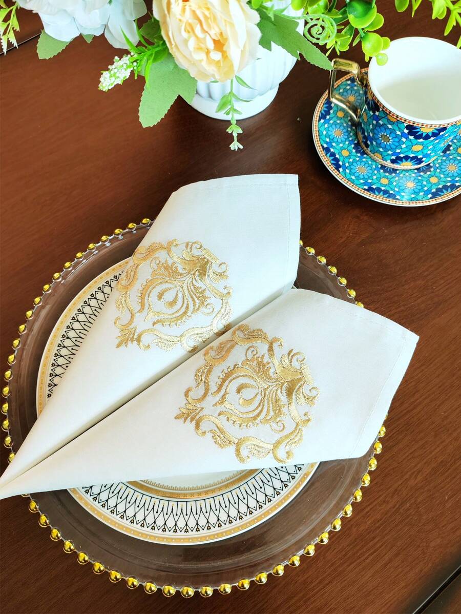 Gong Silk Fabric Soft And Comfortable Daily Use Table-3