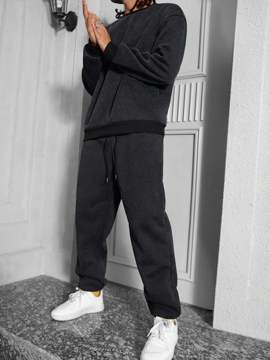 Manfinity EMRG 1Set Men's Solid Color Round Neck Long Sleeve Top And Long Pants Casual Suit-3