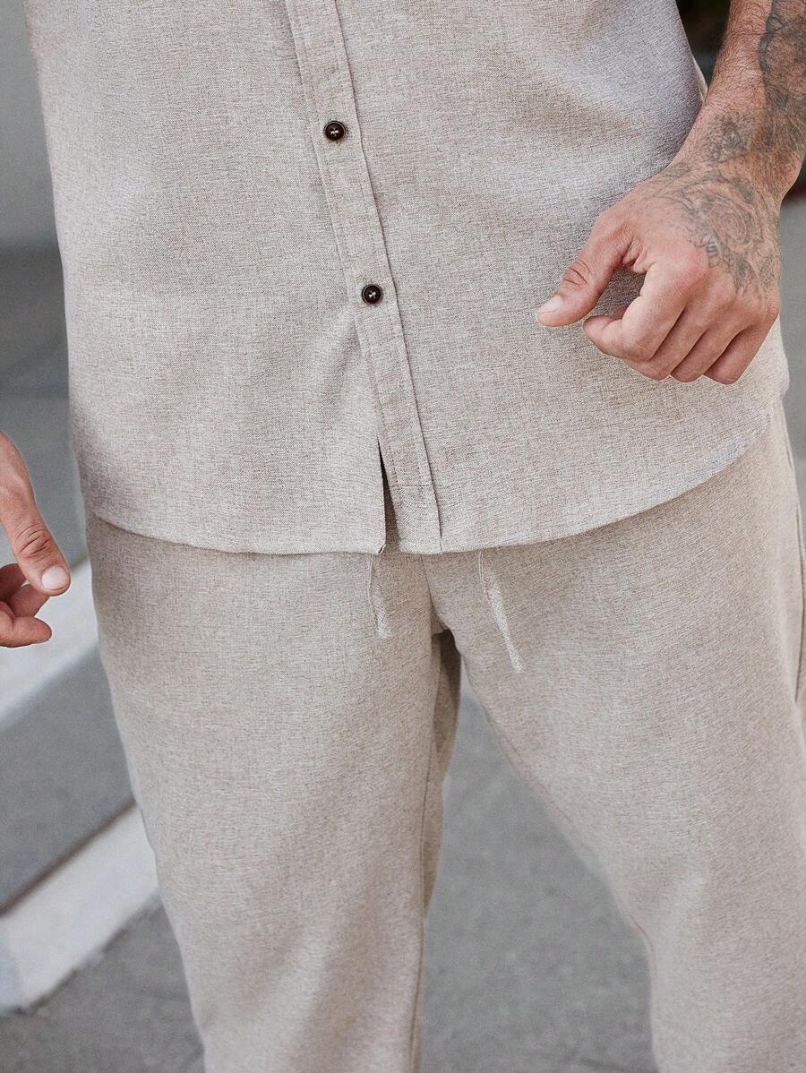 Manfinity Homme Men's Loose Solid Color Rolled Sleeve Shirt Set-7