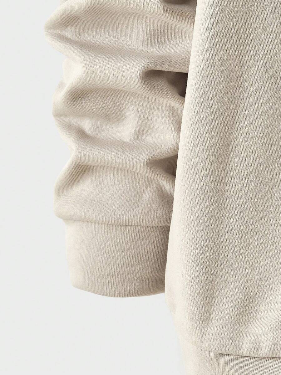 Manfinity UrbanChill Men Astronaut Print Thermal Lined Sweatshirt-4