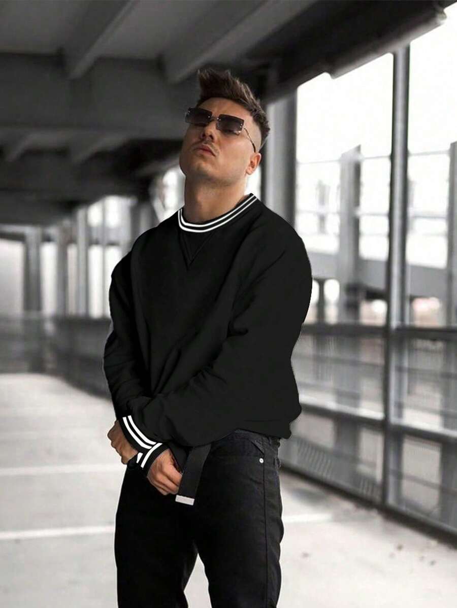 Men's Fashionable Striped Crew Neck Sweatshirt-4