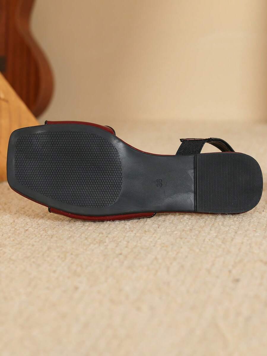 2024 New Summer Multiple Strap Decor Vacation Non-Slip Fashion Flat Sandals For Women-7