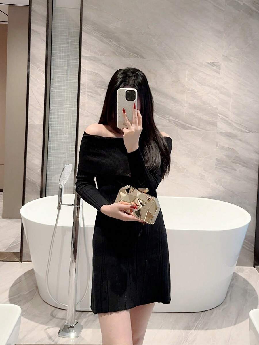 Lightweight, Business Casual Rhinestone Decor Bucket Bag-8