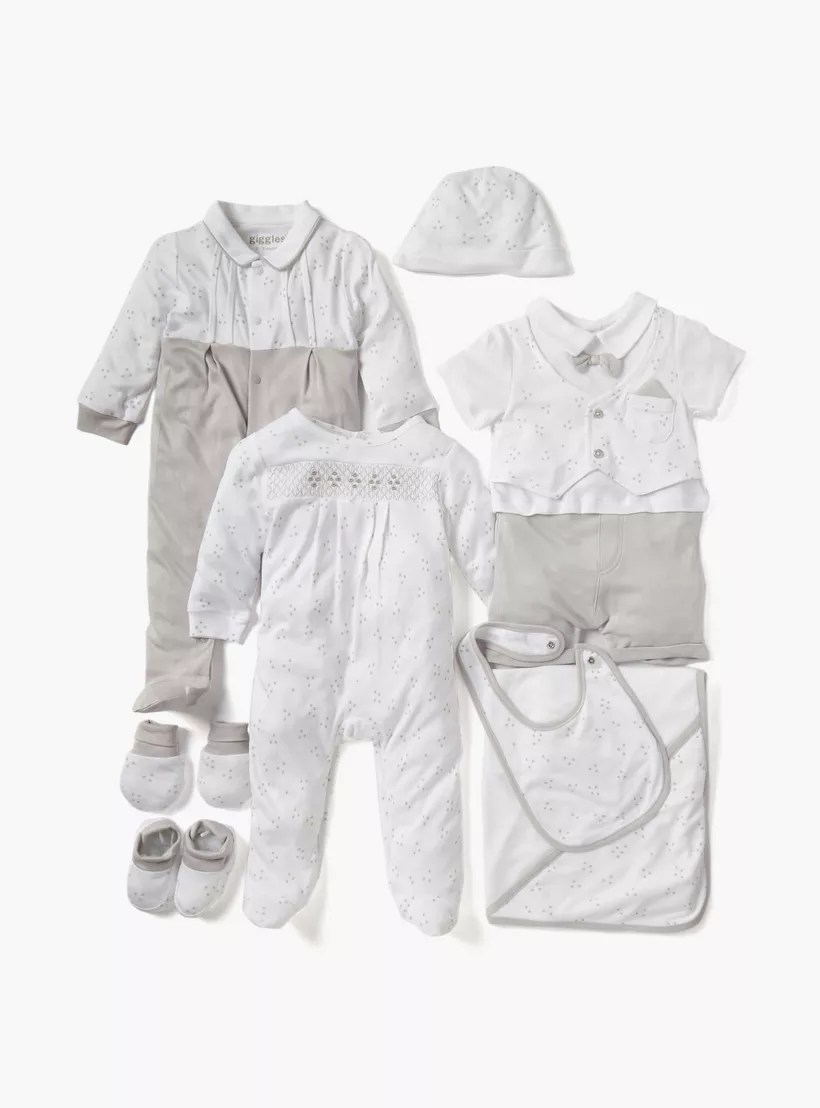 Giggles Star Print Closed Feet Sleepsuit with Long Sleeves-4