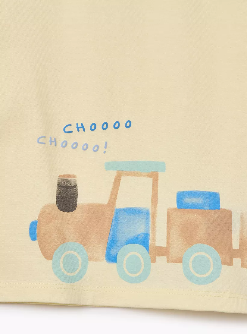 Juniors Graphic Print T-shirt with Button Closure-4