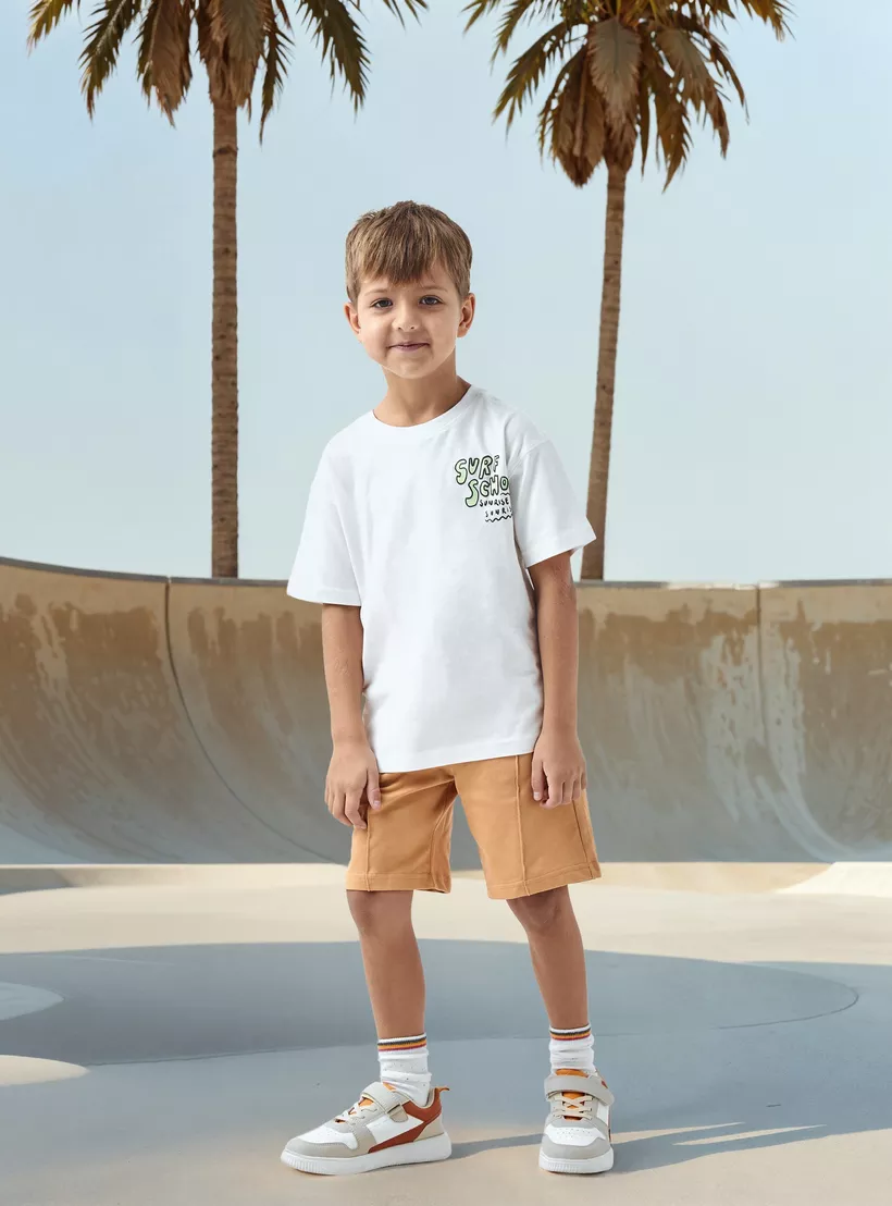 Juniors Graphic Print T-shirt with Short Sleeves -2