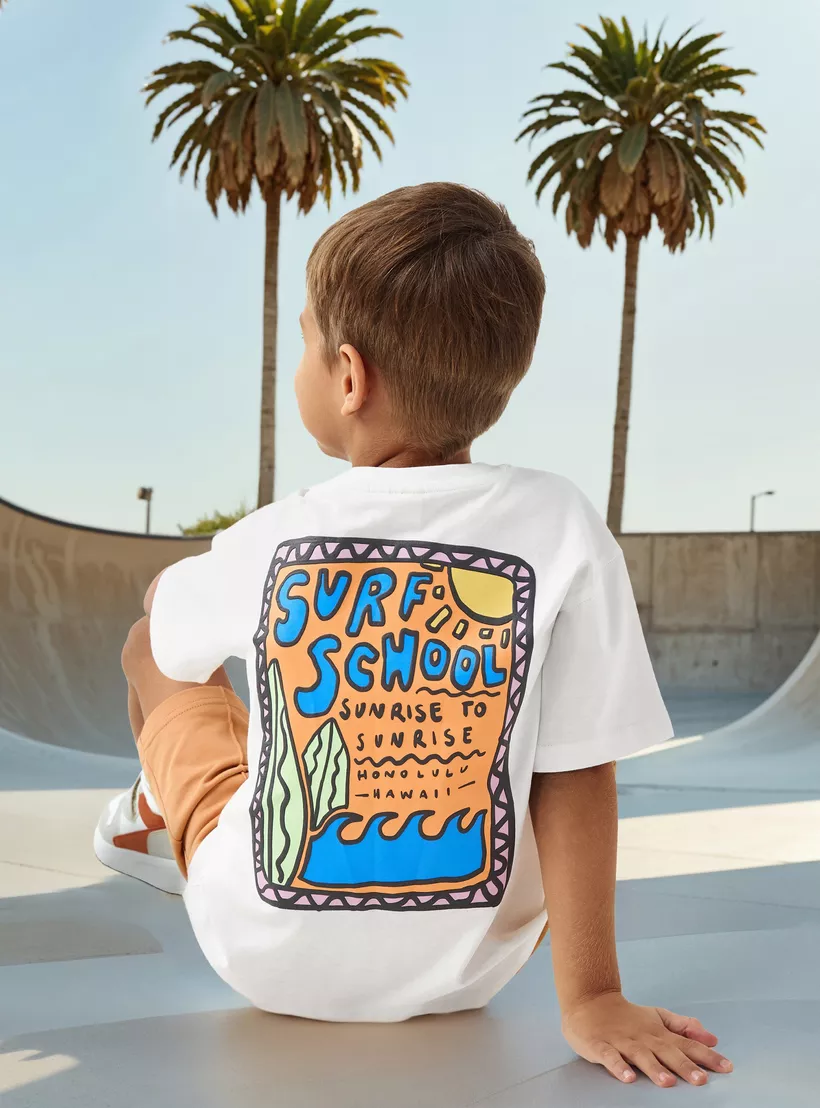 Juniors Graphic Print T-shirt with Short Sleeves -3