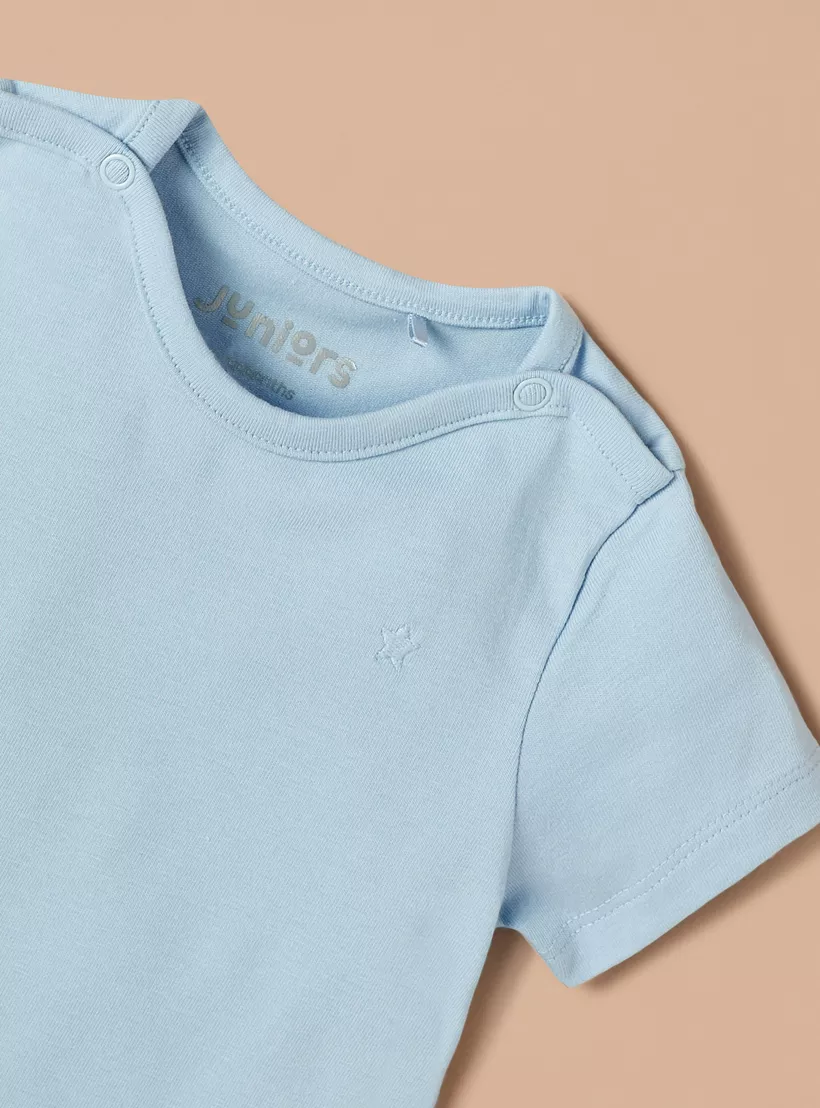 Juniors Solid T-shirt with Short Sleeves-2
