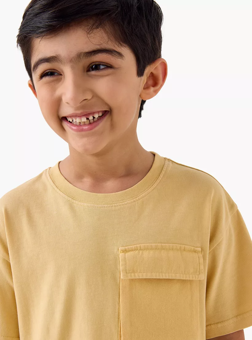 Juniors Solid T-shirt with Short Sleeves and Flap Pocket-4